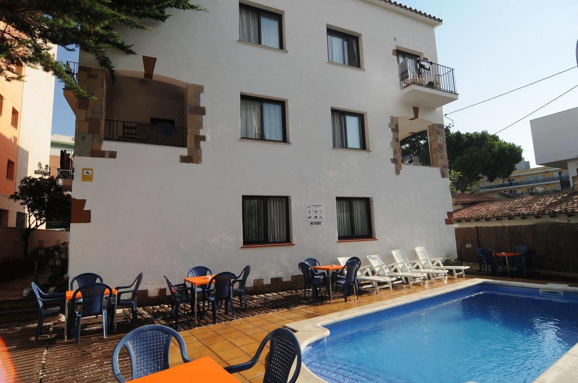Apartamentos Ar Caribe Lloret de Mar Exterior foto